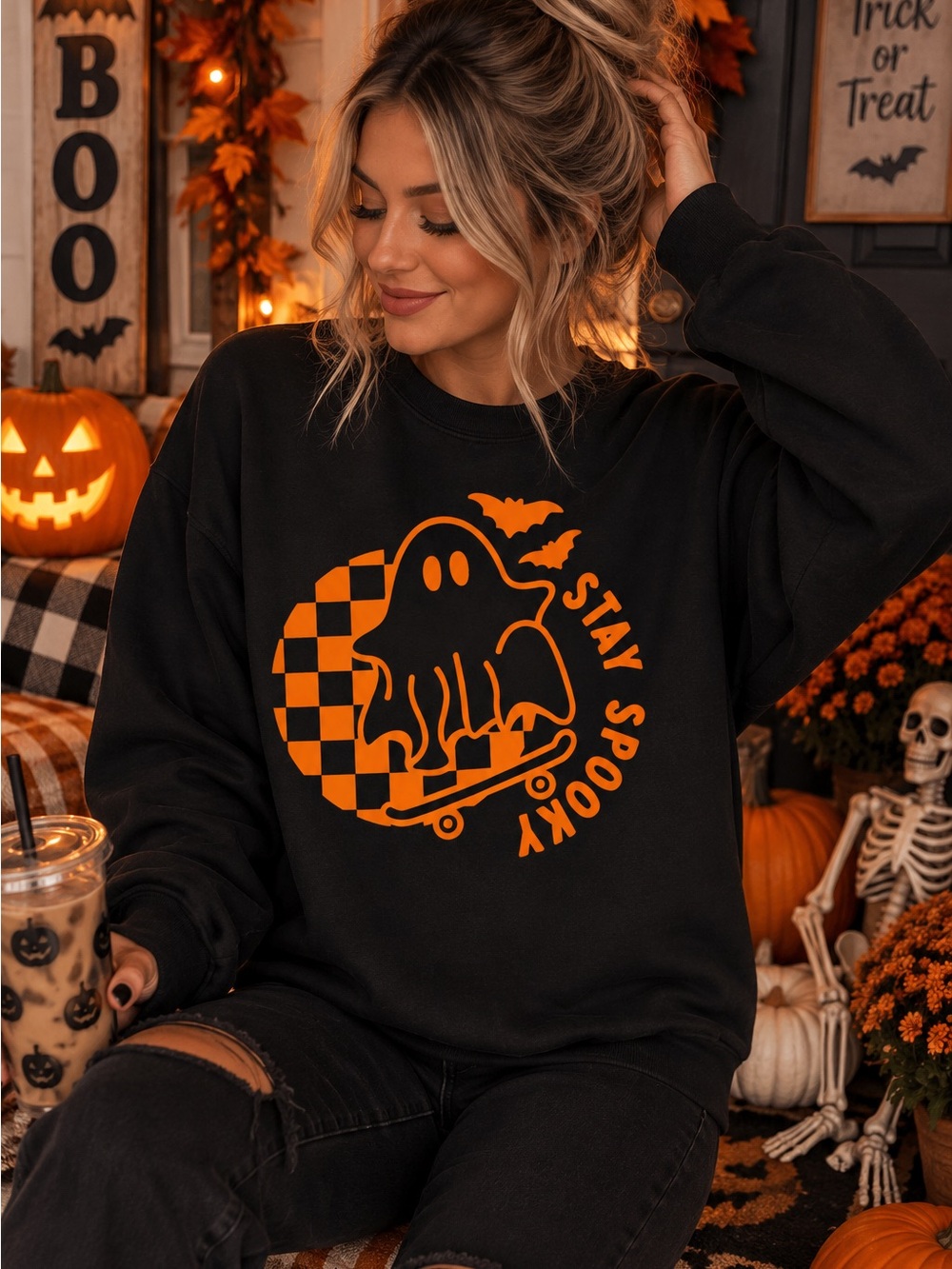 Women's Black 'Stay Spooky' Graphic Crewneck Sweatshirt